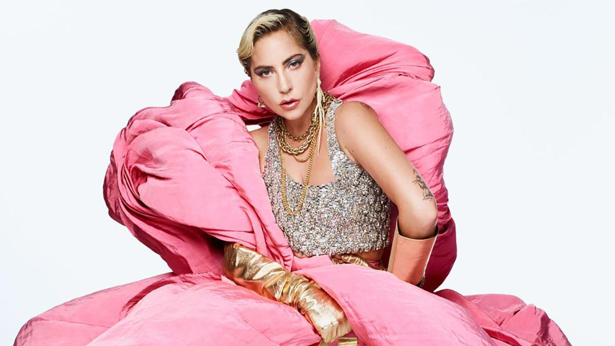 Леди Гага в очередной раз развеяла слухи о романе с Брэдли Купером