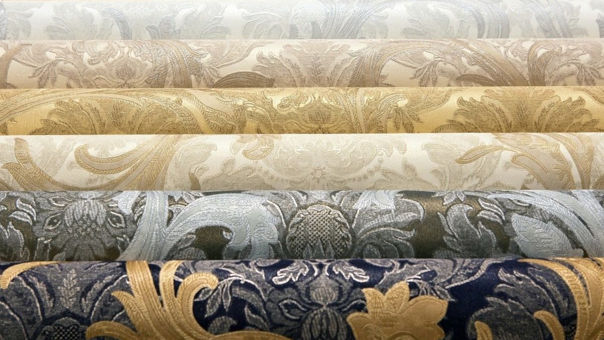 Як правильно клеїти шпалери самому – стик в стик, під фарбування: відео Як правильно клеїти шпалери самому – стик в стик, під фарбування: відео