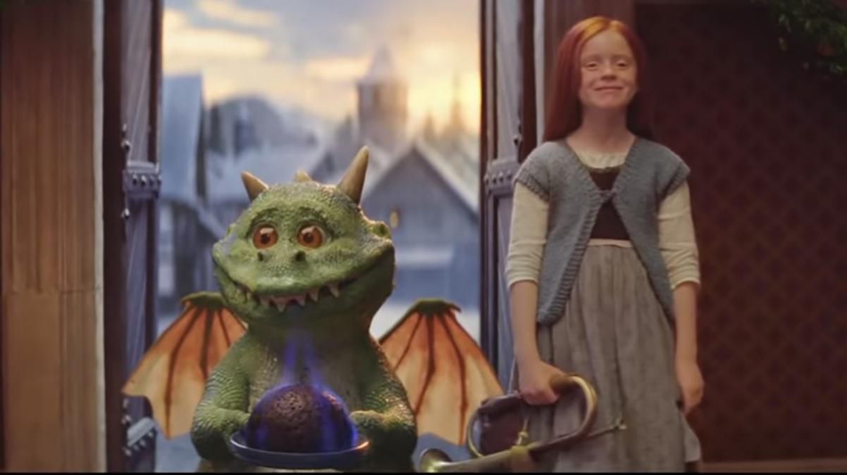 Пригоди маленького дракона і рудої дівчинки: мережу зворушило різдвяне відео Пригоди маленького дракона і рудої дівчинки: мережу зворушило різдвяне відео