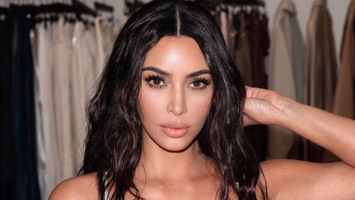 Кім Кардашян виставила на продаж один зі своїх маєтків: як виглядає помешкання зірки Кім Кардашян виставила на продаж один зі своїх маєтків: як виглядає помешкання зірки