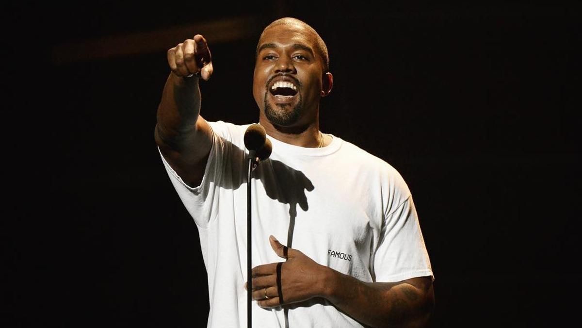 Каньє Вест виступив перед ув'язненими в Техасі з релігійних мотивів: фото Каньє Вест виступив перед ув'язненими в Техасі з релігійних мотивів: фото