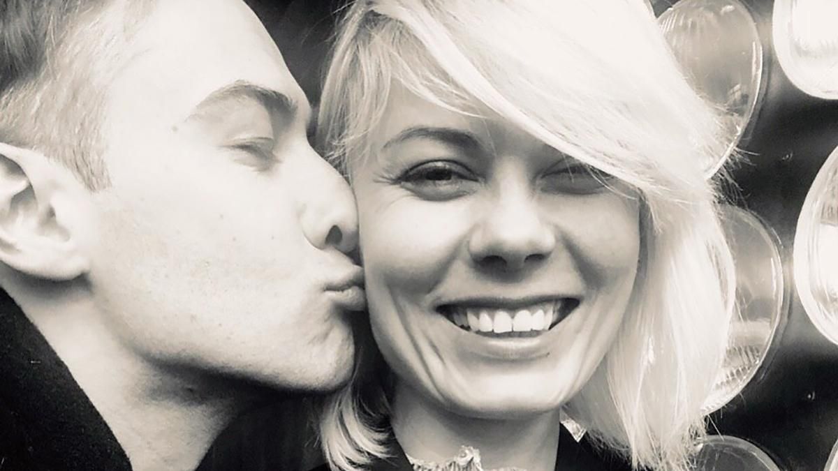 Муж покойной Фриске показал миру новую возлюбленную: романтические фото Шепелева и избранницы Муж покойной Фриске показал миру новую возлюбленную: романтические фото Шепелева и избранницы