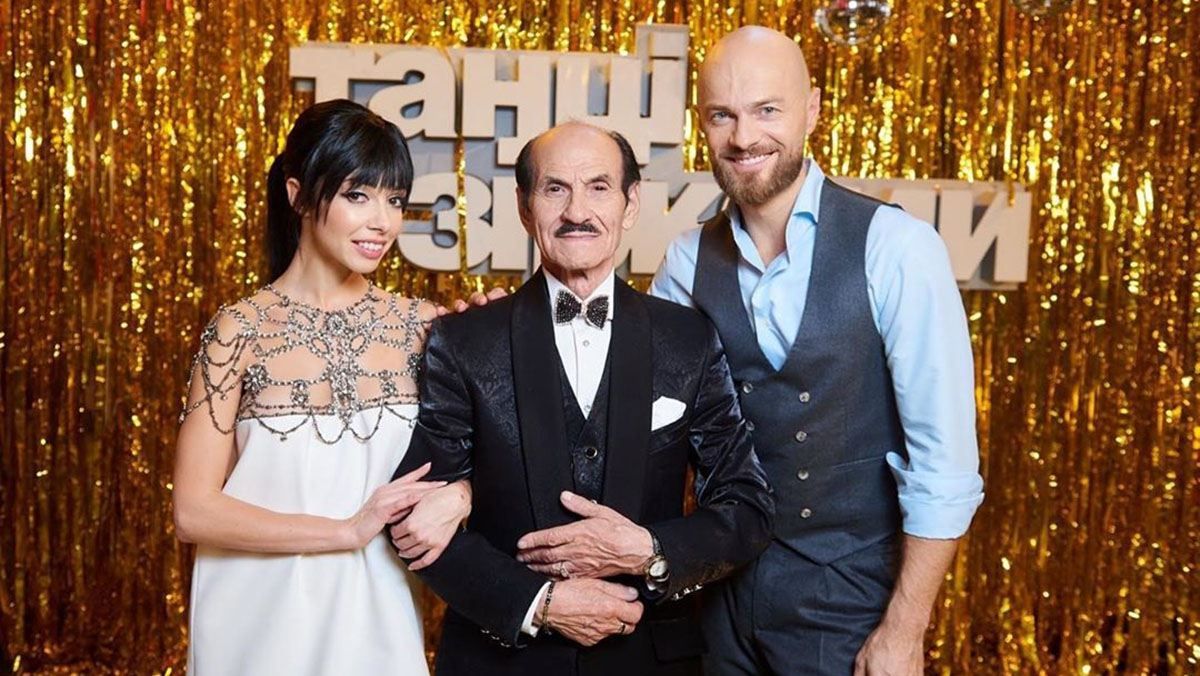 Григорий Чапкис пригласил 38-летнюю избранницу на прямой эфир "Танцев со звездами 2019" Григорий Чапкис пригласил 38-летнюю избранницу на прямой эфир "Танцев со звездами 2019"