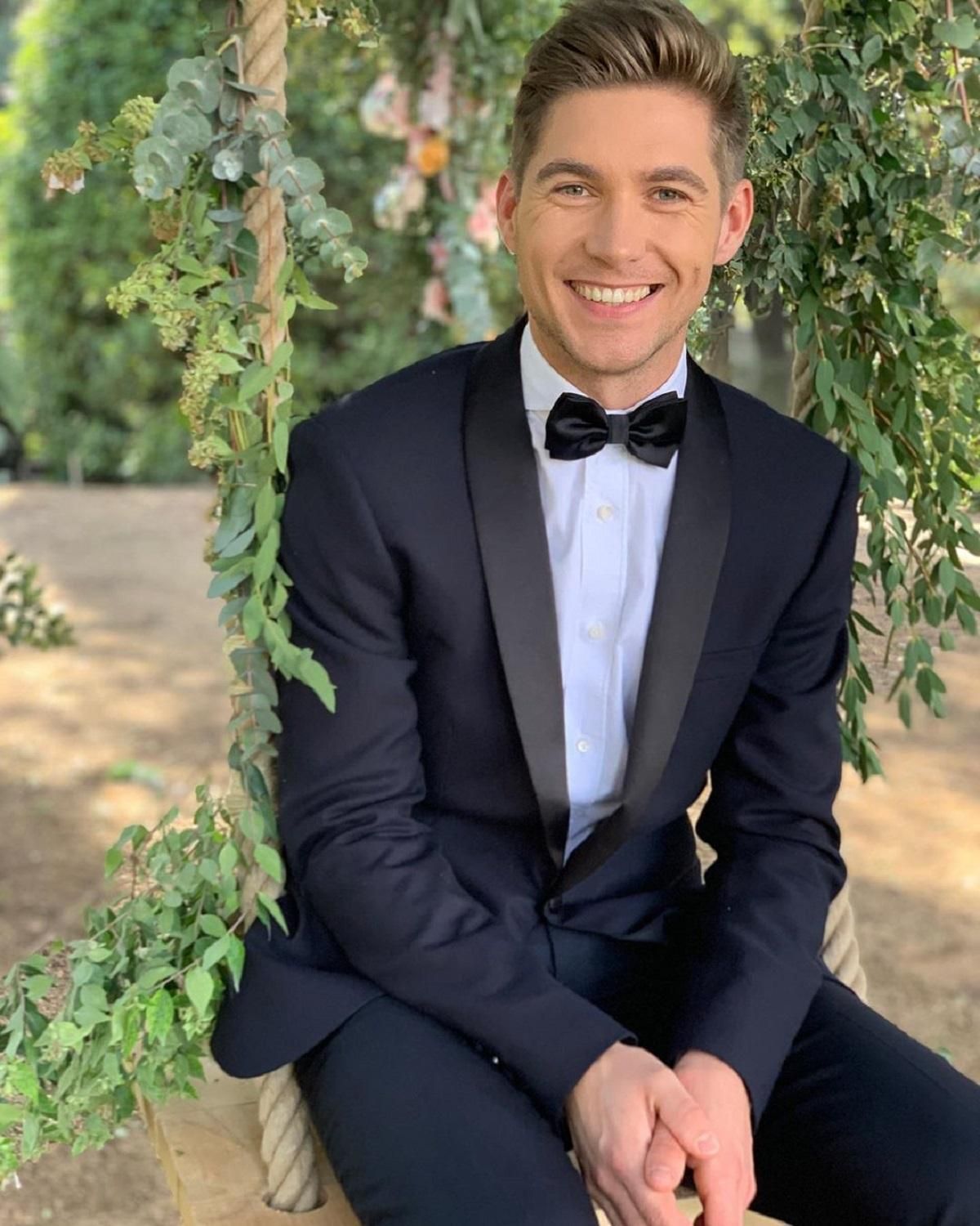 Володимир Остапчук прокоментував свій вихід із шоу "Танці з зірками 2019" Володимир Остапчук прокоментував свій вихід із шоу "Танці з зірками 2019"