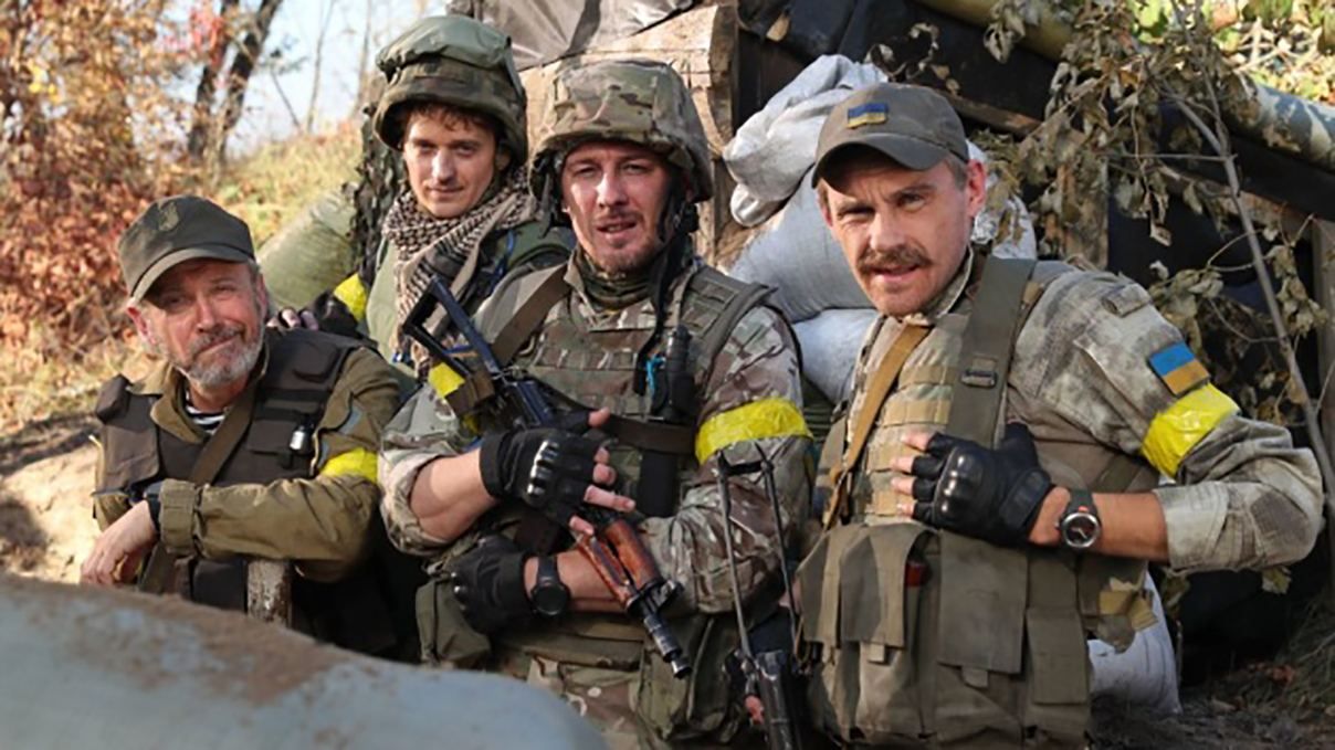 "Наші котики": в мережі з'явився постер і трейлер патріотичної комедії про військових на Донбасі "Наші котики": в мережі з'явився постер і трейлер патріотичної комедії про військових на Донбасі