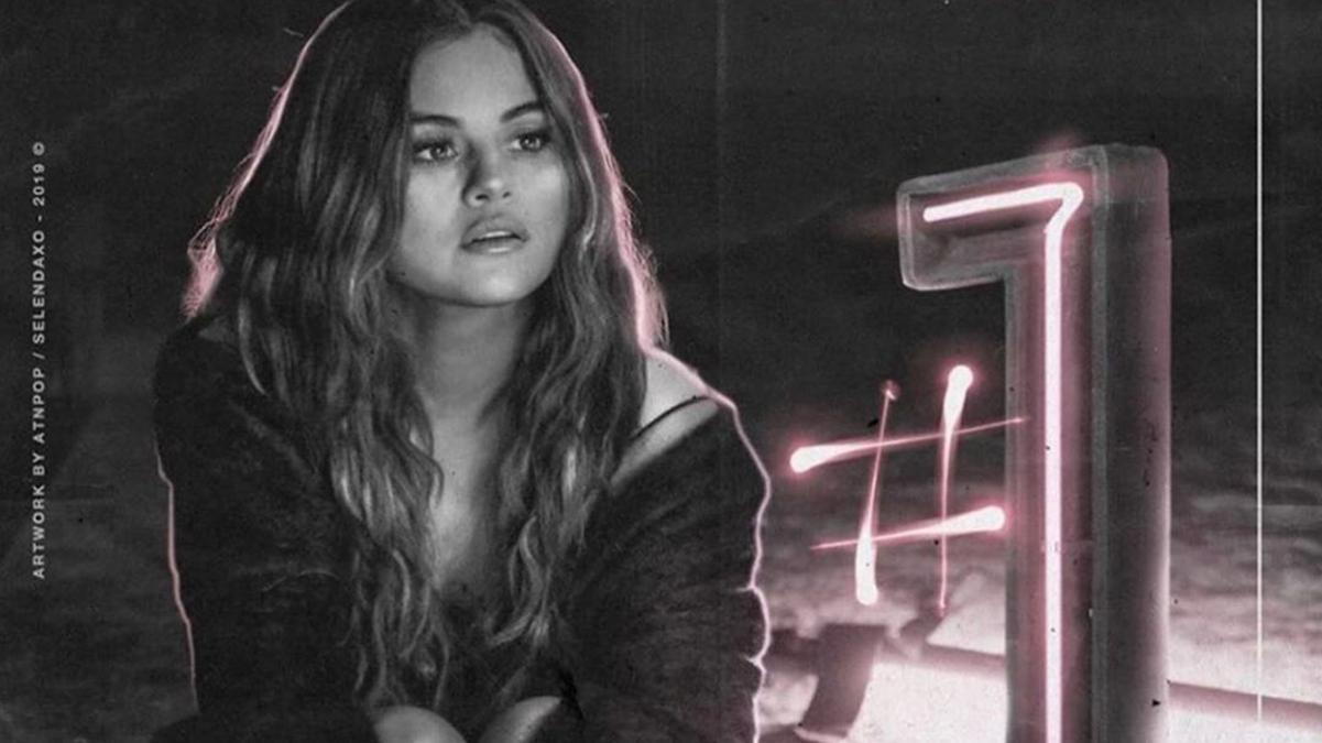 Селена Гомес перенесла паническую атаку перед выступлением на American Music Awards