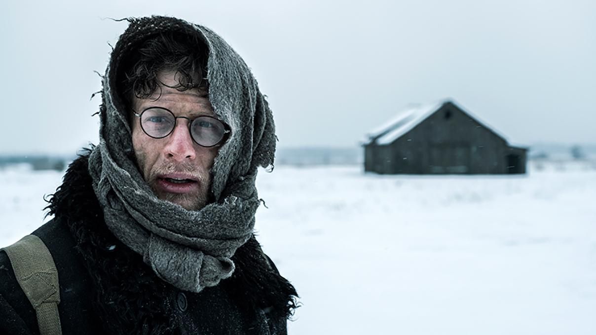 Джеймс Нортон провалювався в українських заметах: як проходили зйомки фільму "Ціна правди" Джеймс Нортон провалювався в українських заметах: як проходили зйомки фільму "Ціна правди"