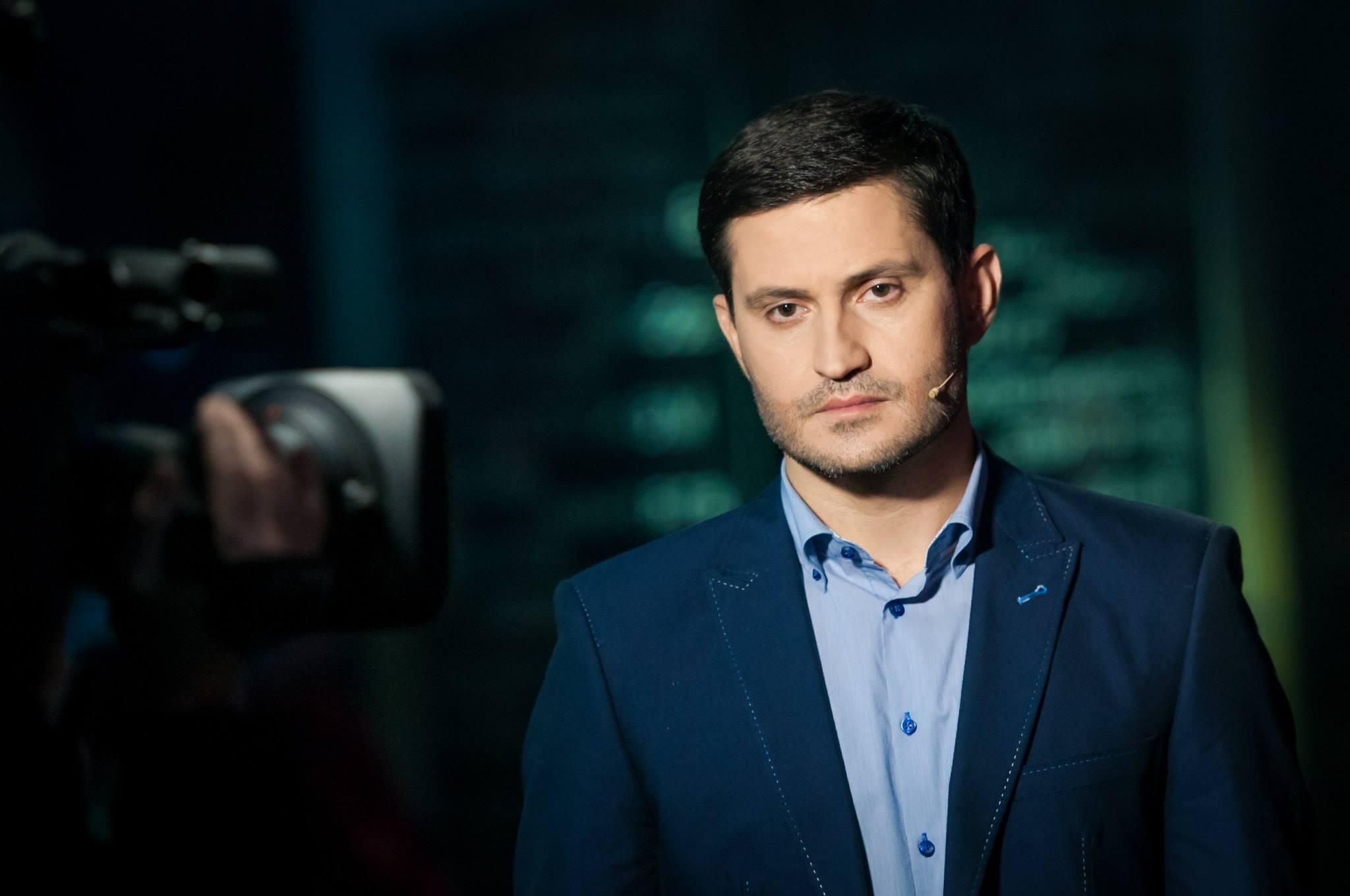 Ахтем Сеітаблаєв представив український фільм "Кіборги" у Стамбулі Ахтем Сеітаблаєв представив український фільм "Кіборги" у Стамбулі