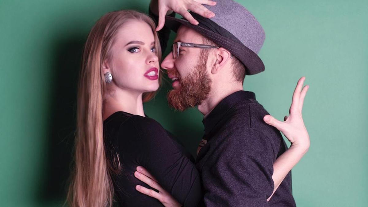 Денис Повалий стал отцом: первые фото сына Денис Повалий стал отцом: первые фото сына