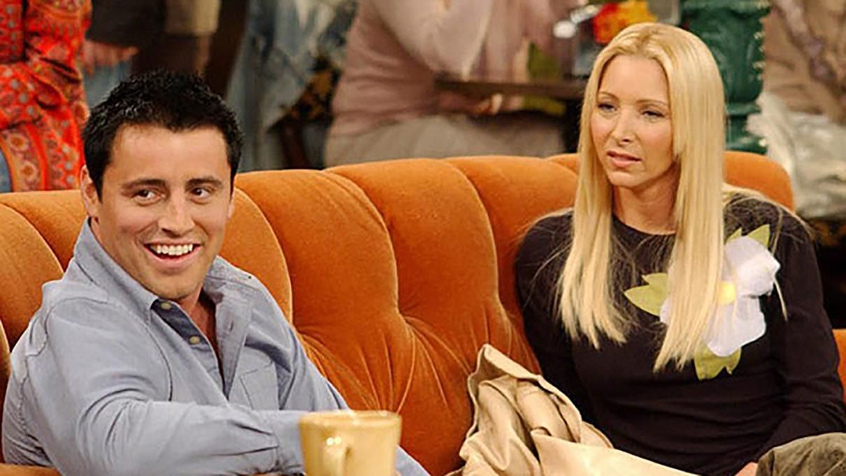 Сценарист "Друзів" пояснив, чому Джої та Фібі не могли бути разом Сценарист "Друзів" пояснив, чому Джої та Фібі не могли бути разом