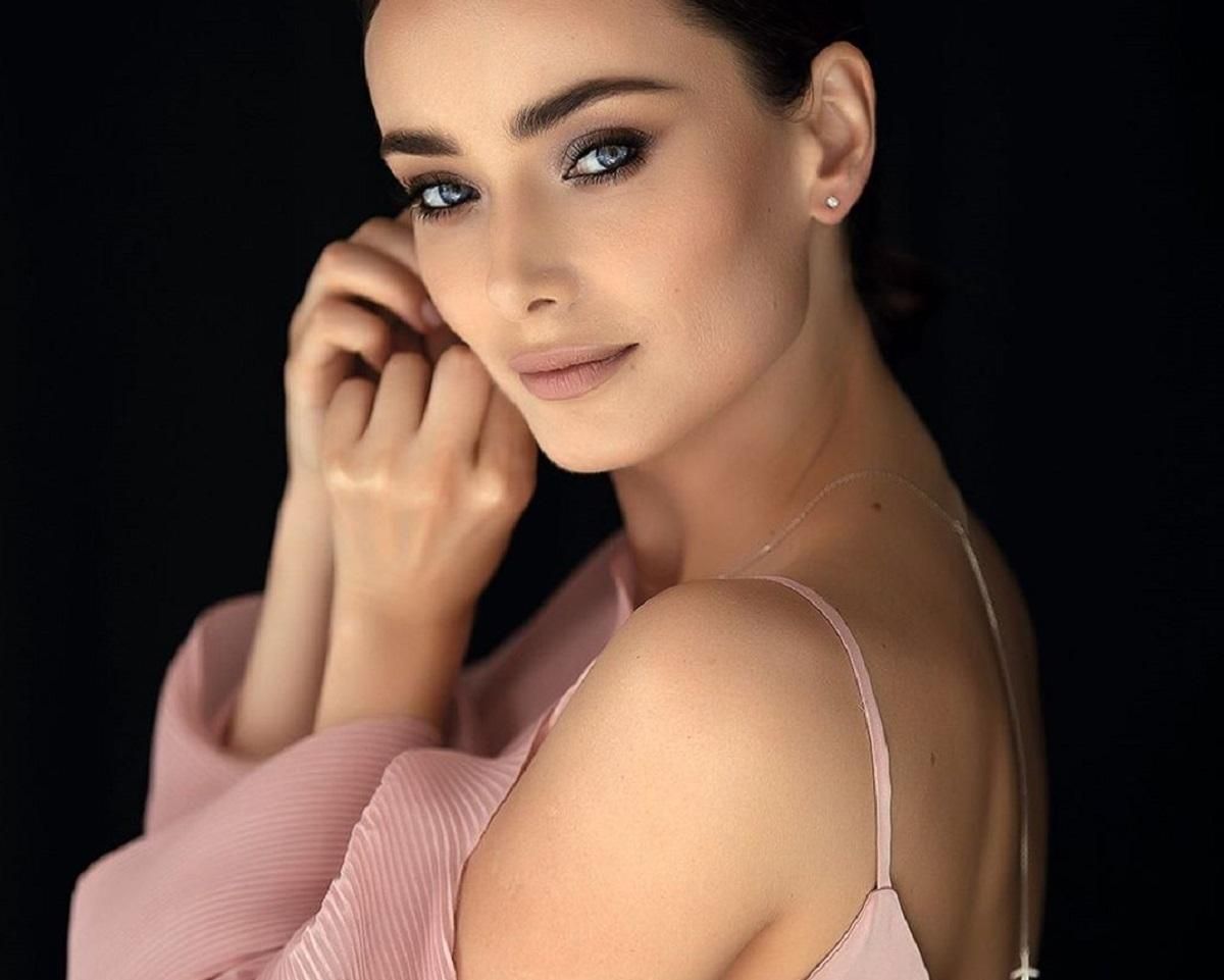 Ксенія Мішина під час вагітності втекла від чоловіка-тирана: шокуючі подробиці Ксенія Мішина під час вагітності втекла від чоловіка-тирана: шокуючі подробиці