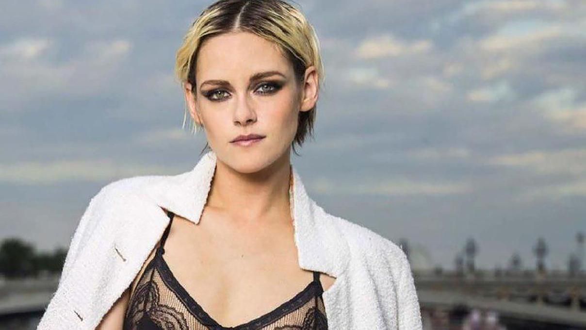 Зірка "Сутінок" Крістен Стюарт стала найкращою актрисою десятиліття Зірка "Сутінок" Крістен Стюарт стала найкращою актрисою десятиліття