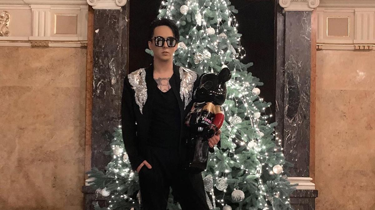 Сльозами проводжає старий рік: MELOVIN поділився дивною традицією Сльозами проводжає старий рік: MELOVIN поділився дивною традицією