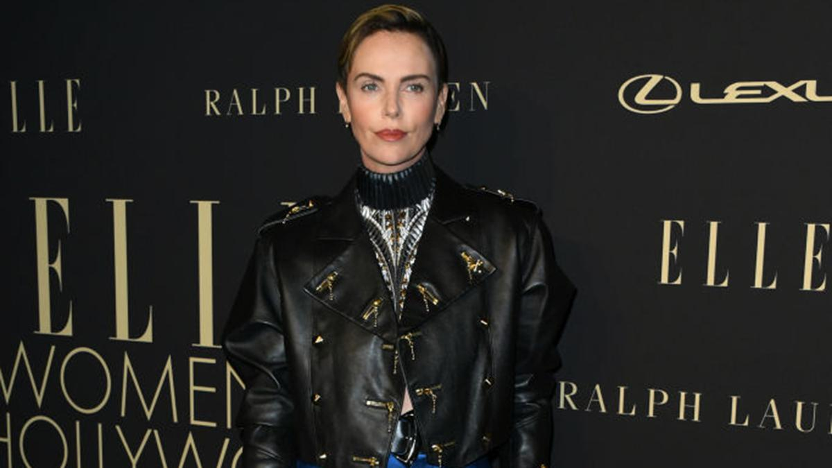 Мама дисциплинировала меня, – Шарлиз Терон шокировала рассказом об избиении в детстве