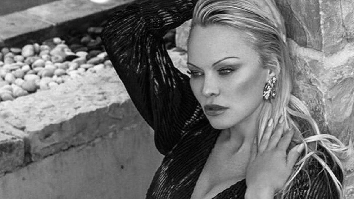 Памела Андерсон показала своих сыновей: как выглядят потомки секс-символа