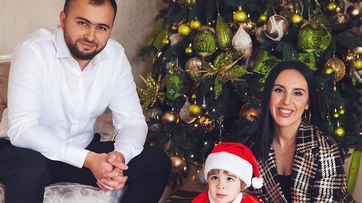 Від Лілії Ребрик до Джамали: новорічні фото українських зірок з дітьми