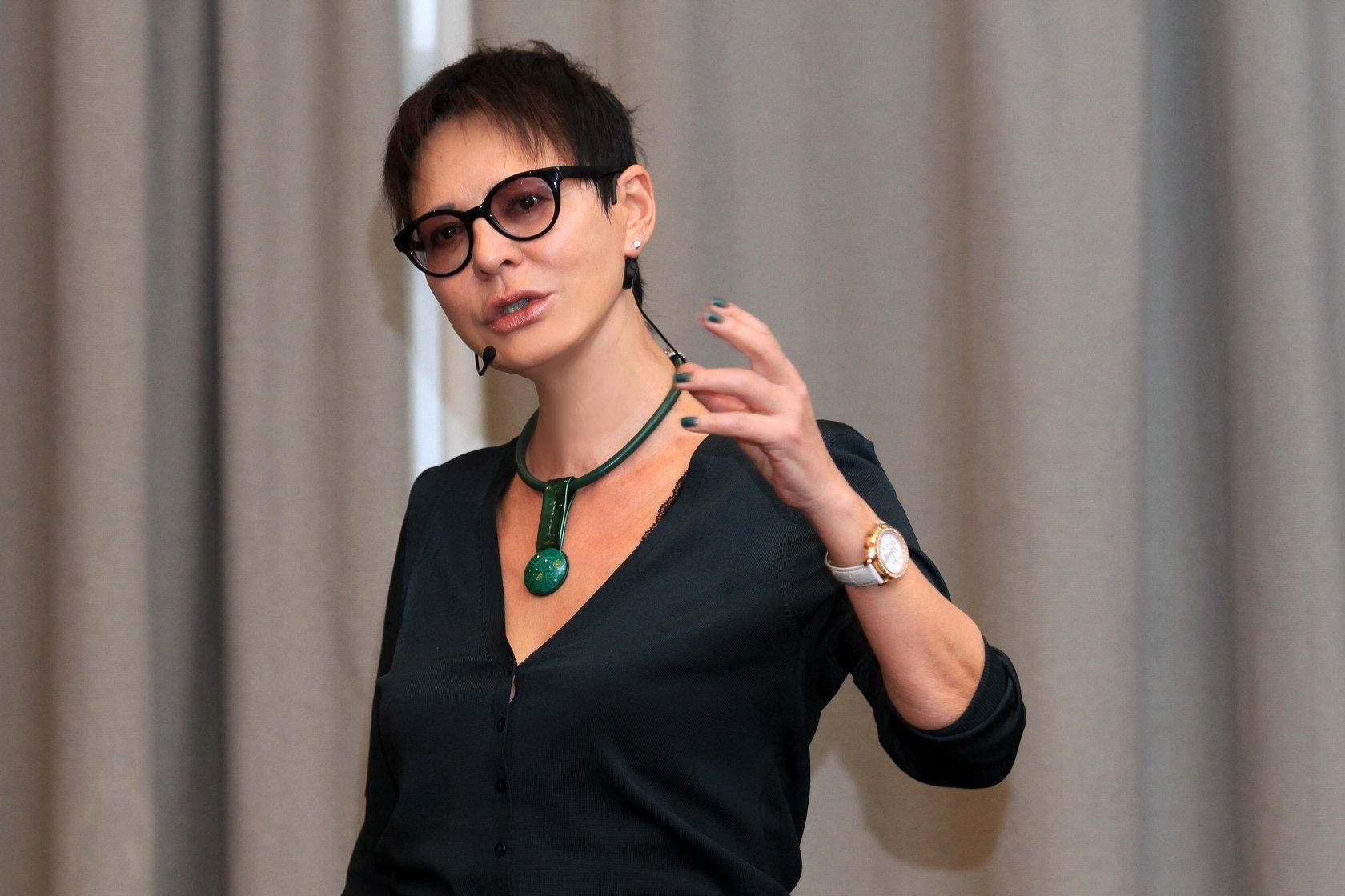 Російська політикиня, що пропонувала "викупити Крим", не приїде до Києва: деталі Російська політикиня, що пропонувала "викупити Крим", не приїде до Києва: деталі