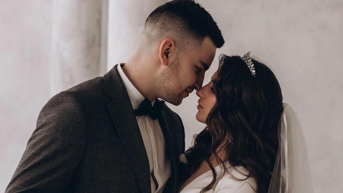 Дочь Кузьмы Скрябина очаровала сеть романтическими фото со свадьбы Дочь Кузьмы Скрябина очаровала сеть романтическими фото со свадьбы