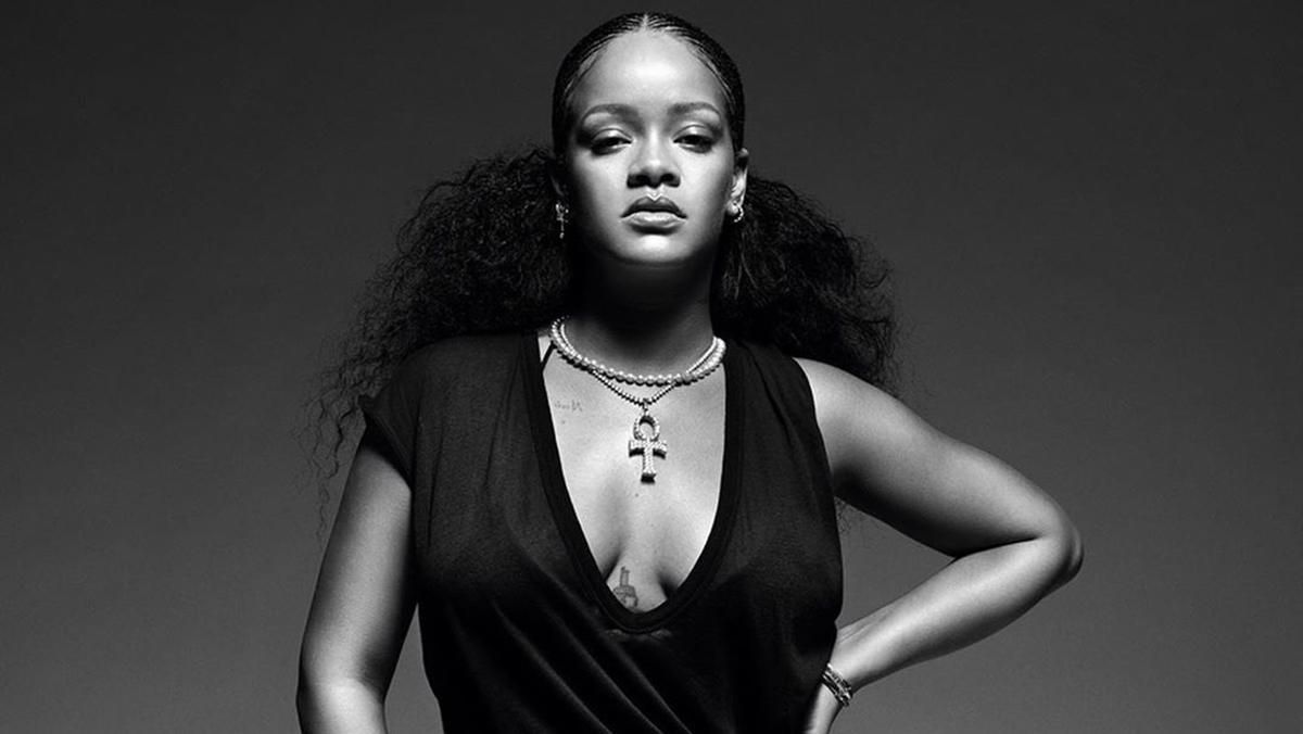 Рианна стала лицом модного глянца: потрясающие черно-белые фотографии Рианна стала лицом модного глянца: потрясающие черно-белые фотографии