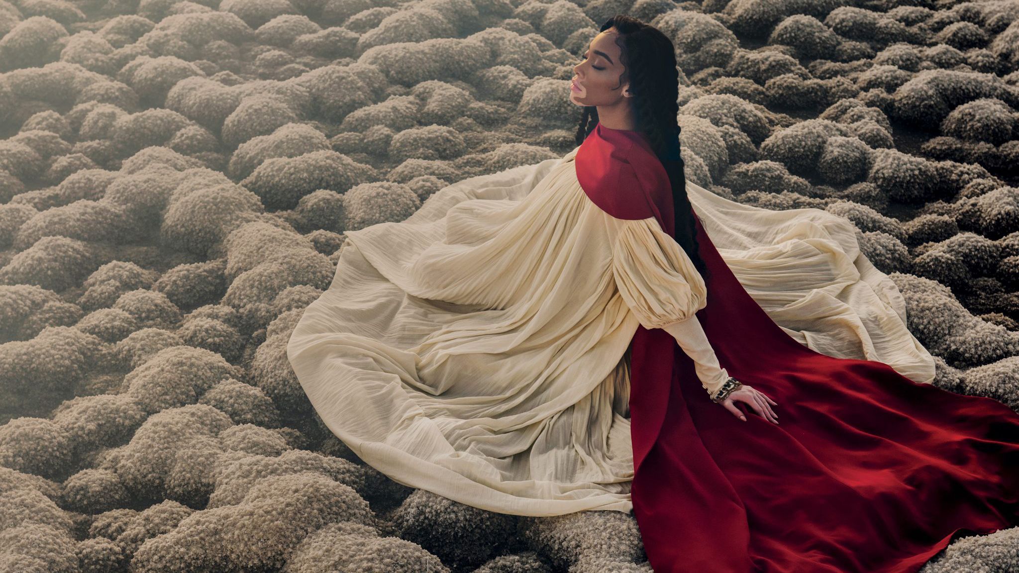 Модель з хворобою вітиліго прикрасила обкладинку грецького Vogue: фантастичні знімки