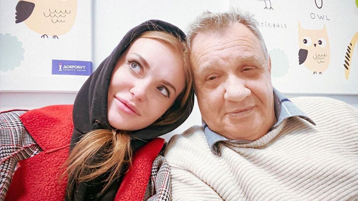 Слава Каминская умилила сеть фотографиями с отцом и детьми Слава Каминская умилила сеть фотографиями с отцом и детьми