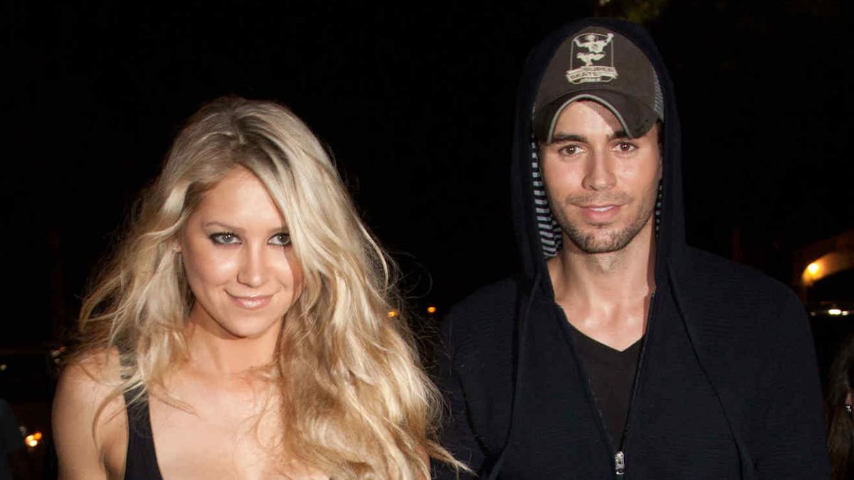 Енріке Іглесіас та Анна Курнікова втретє стануть батьками, – ЗМІ Енріке Іглесіас та Анна Курнікова втретє стануть батьками, – ЗМІ