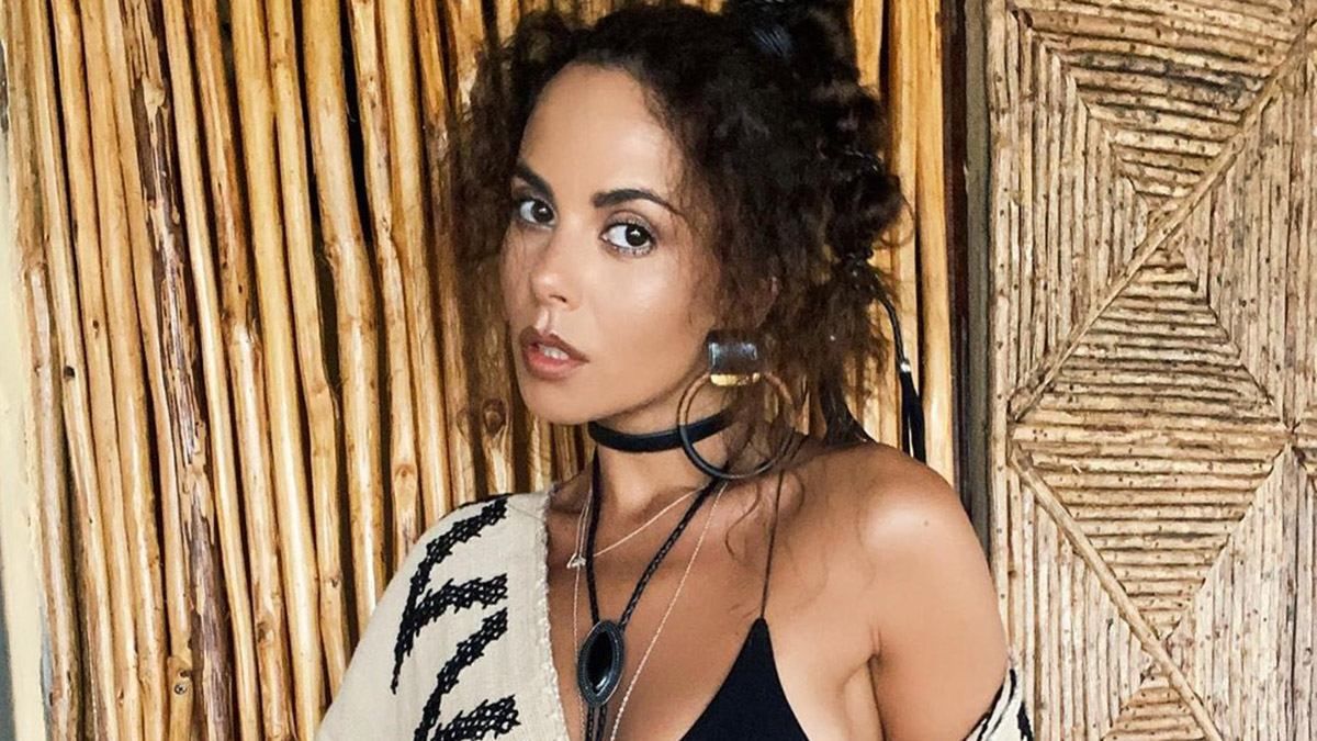 В шортах и топе: Настя Каменских показала пикантное фото с тренировок В шортах и топе: Настя Каменских показала пикантное фото с тренировок