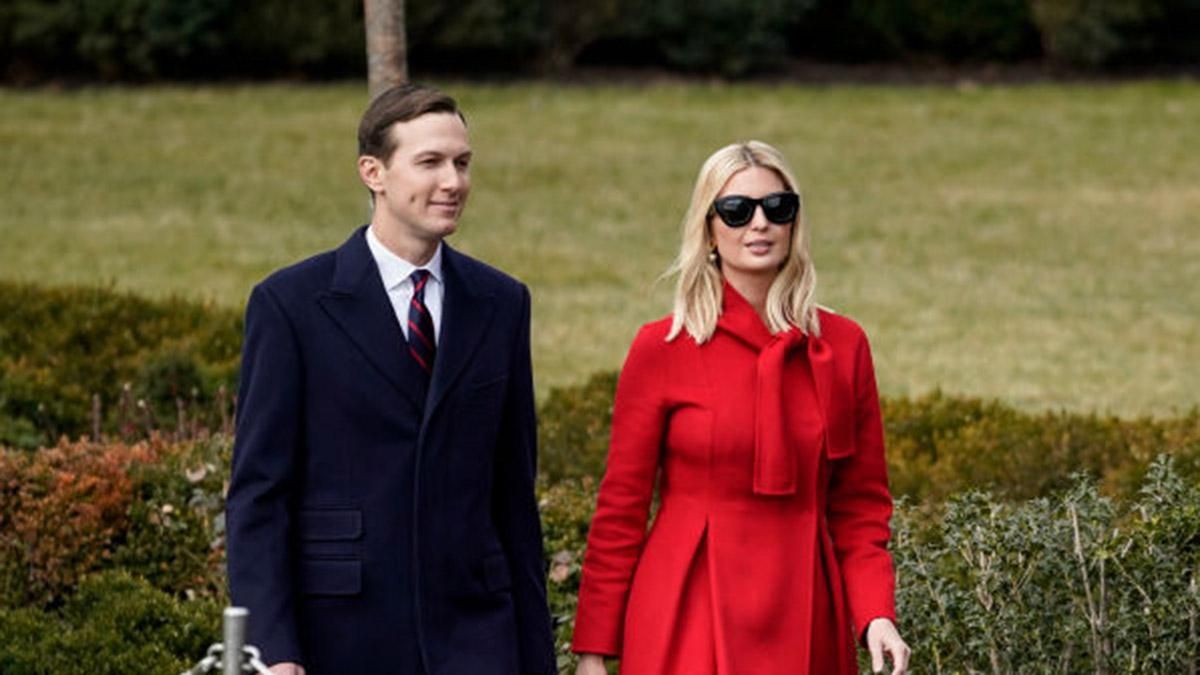 Иванка Трамп примерила брендовое пальто на политическое событие: фото Иванка Трамп примерила брендовое пальто на политическое событие: фото