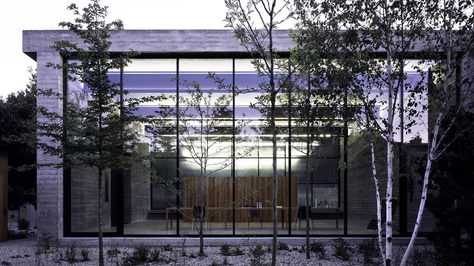 Сочетание стекла и бетона: польская художница открыла креативную студию – фото Сочетание стекла и бетона: польская художница открыла креативную студию – фото