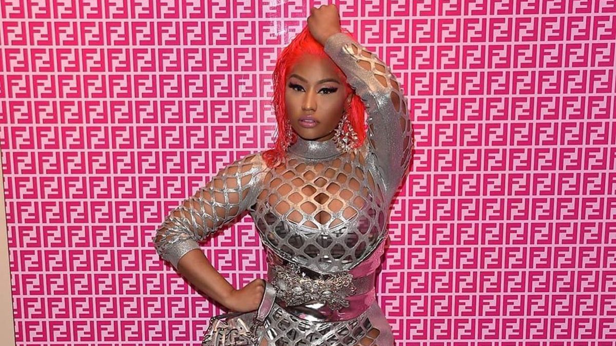 Ники Минаж предстала в обтягивающем костюме от украинского бренда: фото Ники Минаж предстала в обтягивающем костюме от украинского бренда: фото