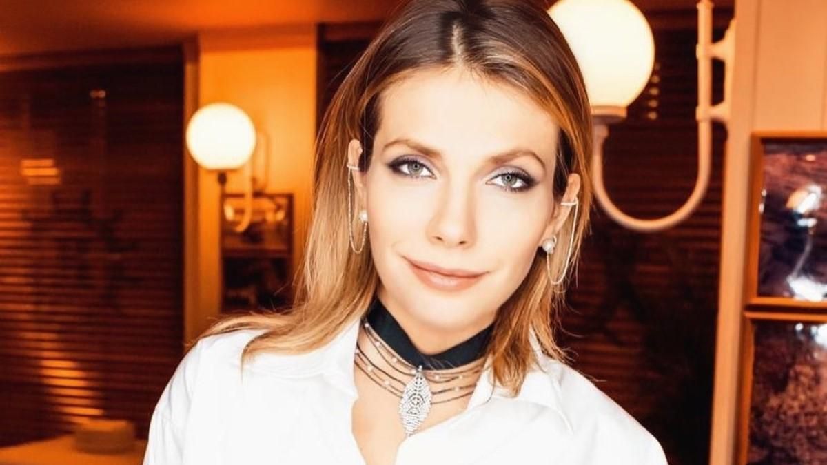 Вагітна донька Ольги Сумської показала фото з чоловіком Вагітна донька Ольги Сумської показала фото з чоловіком