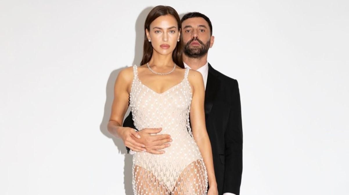 Ирина Шейк надела прозрачное платье-сетку на вечеринку: жаркие фото Ирина Шейк надела прозрачное платье-сетку на вечеринку: жаркие фото