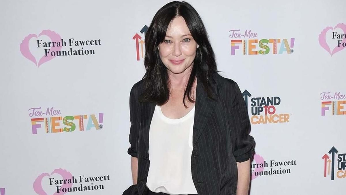 Шеннен Догерті опублікувала зворушливий допис після зізнання про онкологію Шеннен Догерті опублікувала зворушливий допис після зізнання про онкологію