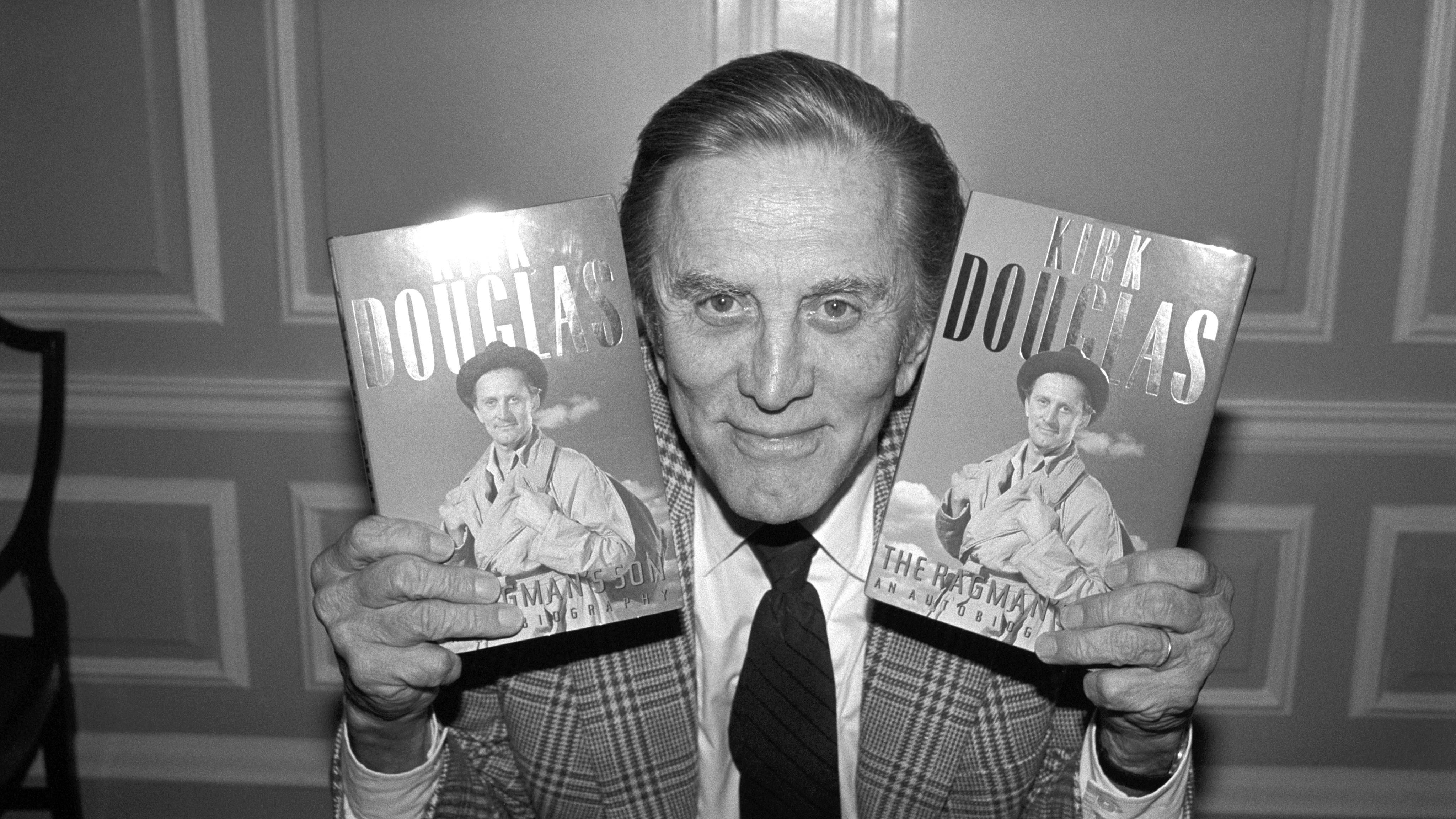 Помер легенда Голлівуду Кірк Дуглас: він є батьком відомого актора Майкла Дугласа – біографія Помер легенда Голлівуду Кірк Дуглас: він є батьком відомого актора Майкла Дугласа – біографія