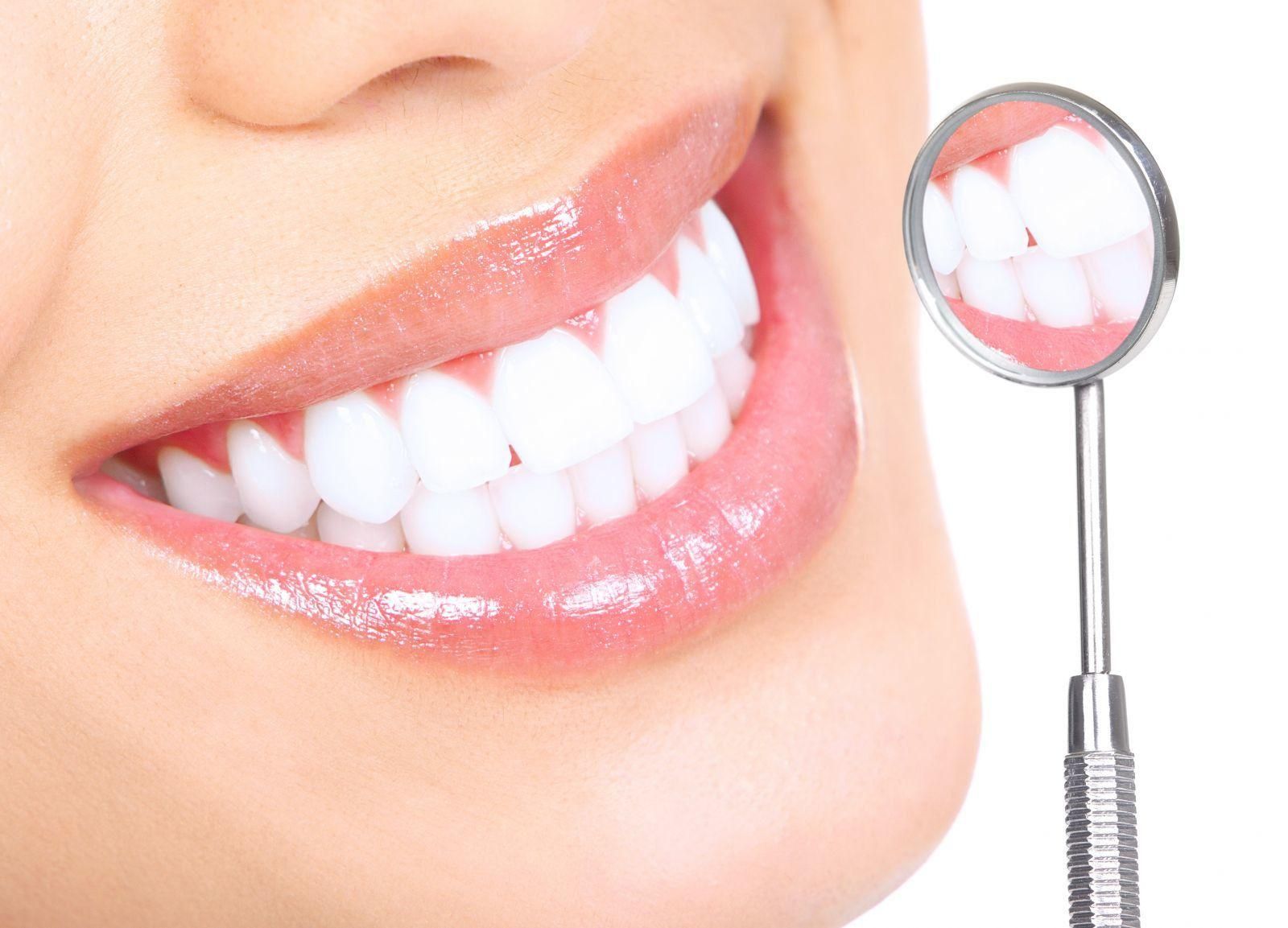 Картинки з Днем стоматолога 2020 року – привітання в День стоматолога
