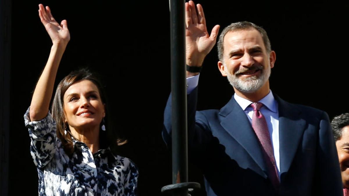 У вбранні з анімалістичним принтом: вишуканий образ королеви Летиції У вбранні з анімалістичним принтом: вишуканий образ королеви Летиції