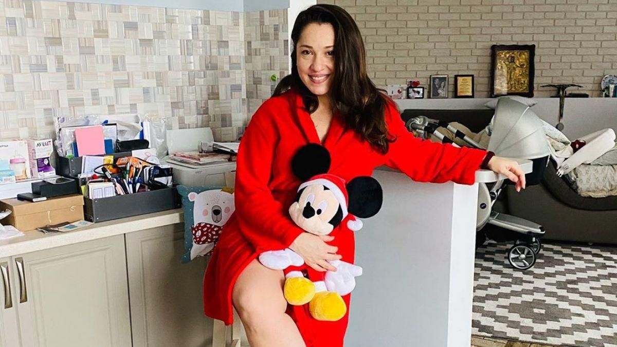 Наталка Карпа впервые показала лицо дочери: трогательные фото Наталка Карпа впервые показала лицо дочери: трогательные фото