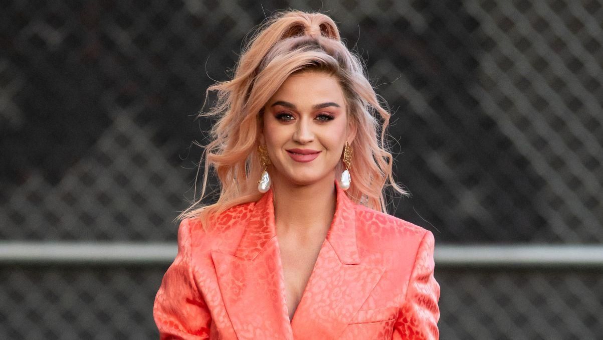 У Кэти Перри заподозрили беременность: подробности У Кэти Перри заподозрили беременность: подробности