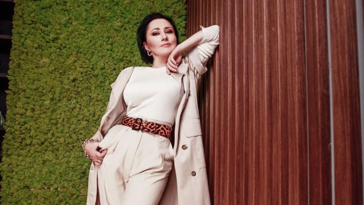 Олена Мозгова кардинально змінила імідж: нова зачіска продюсерки Олена Мозгова кардинально змінила імідж: нова зачіска продюсерки