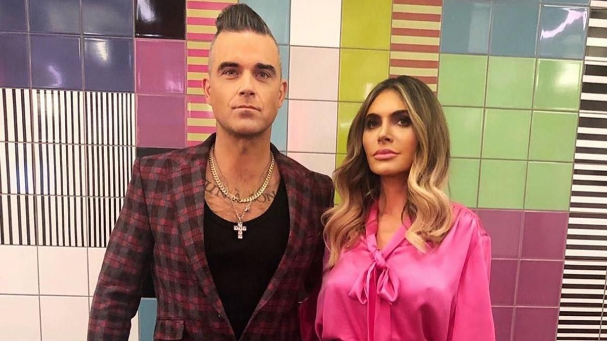 Робби Уильямс стал отцом в четвертый раз: у звездной пары родился сын Робби Уильямс стал отцом в четвертый раз: у звездной пары родился сын