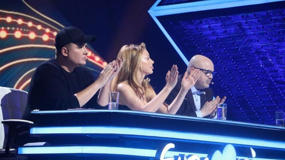 Тину Кароль заподозрили в "подсуживании" во втором полуфинале Нацотбора Тину Кароль заподозрили в "подсуживании" во втором полуфинале Нацотбора