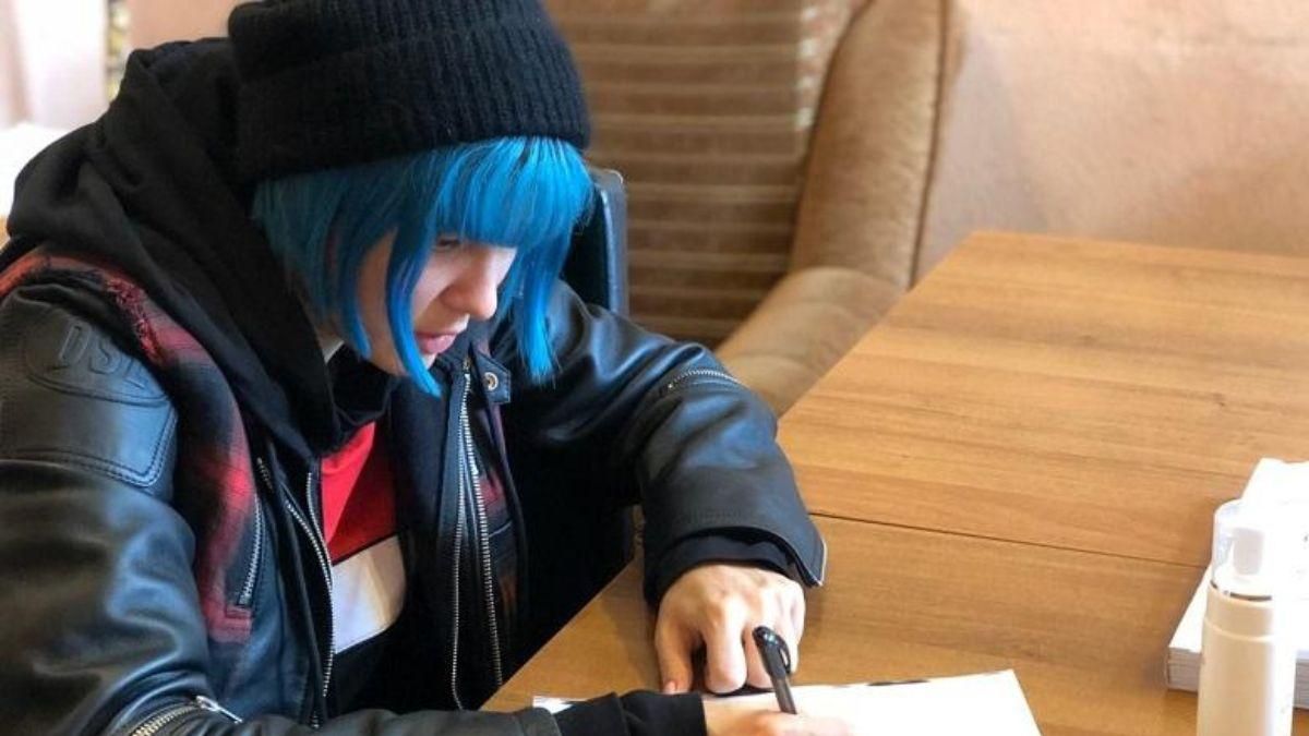 MARUV вернули часть украденных вещей: фото из полицейского участка MARUV вернули часть украденных вещей: фото из полицейского участка