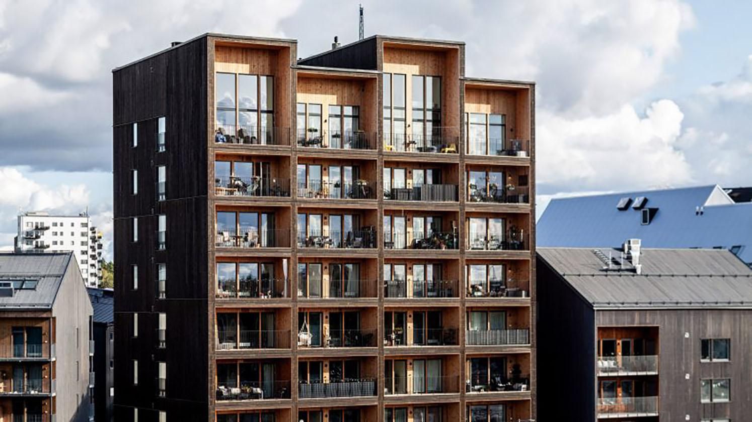 Из сплошного дерева: как выглядит самое высокое здание в Швеции – фото