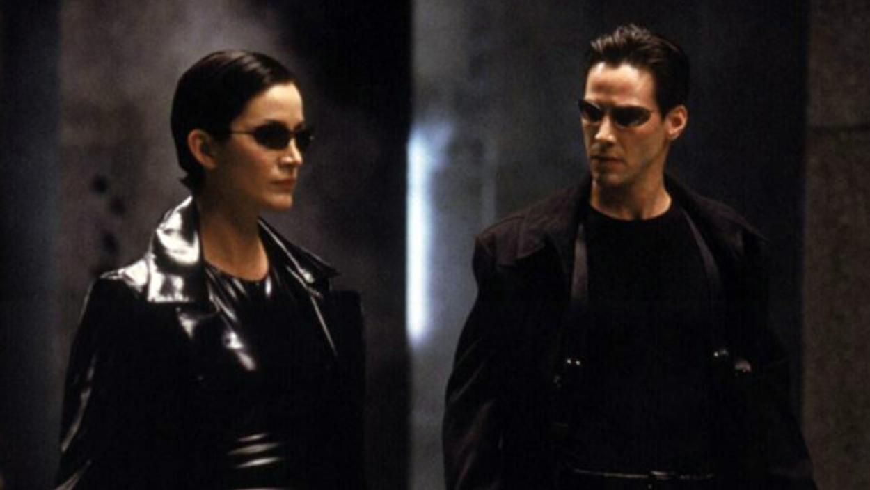 "Матрица 4": Нео и Тринити воссоединились на съемках нового фильма: фотофакты "Матрица 4": Нео и Тринити воссоединились на съемках нового фильма: фотофакты