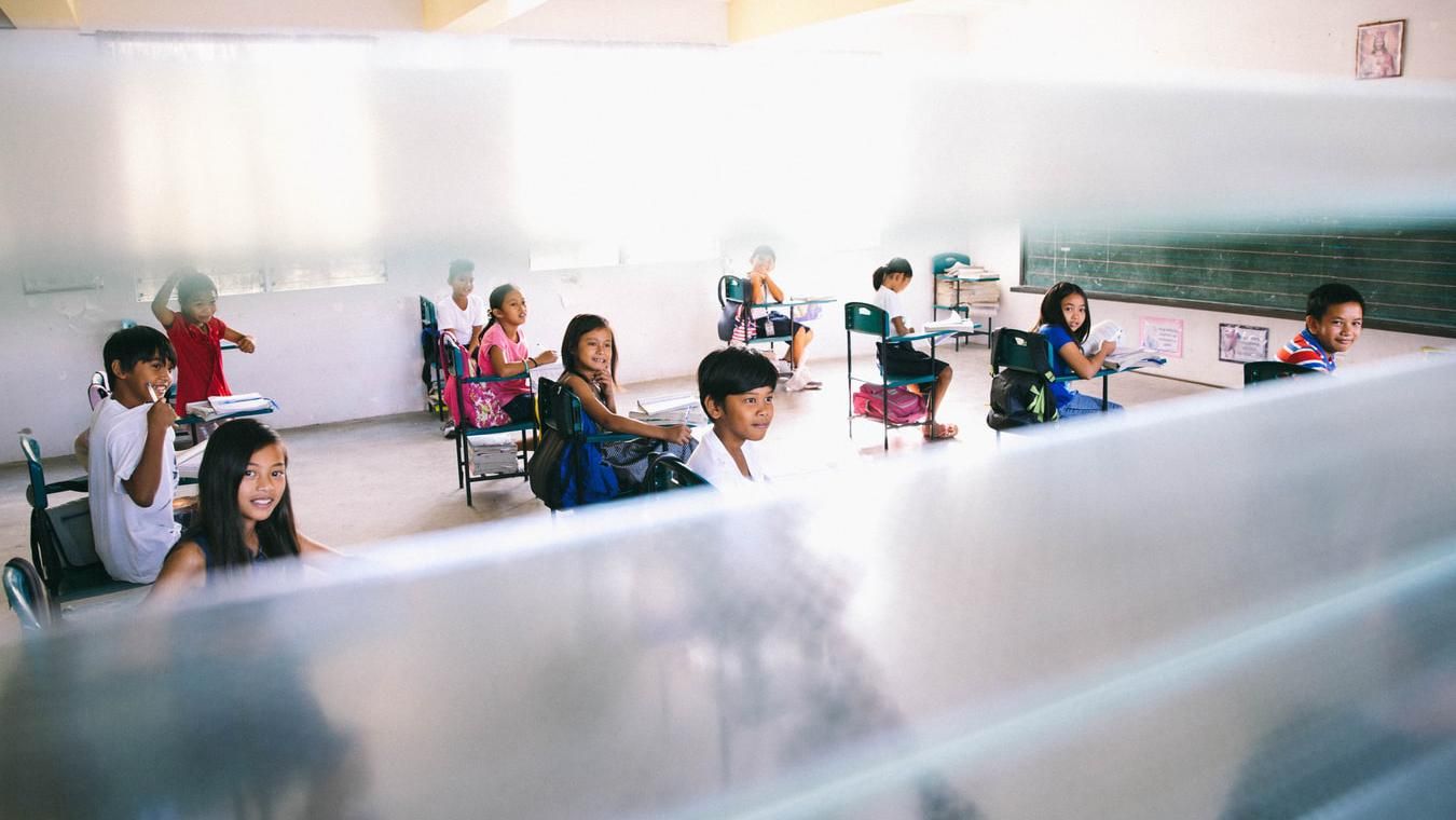 С металлическим фасадом: в Дании откроют школу возле заповедника – фото здания С металлическим фасадом: в Дании откроют школу возле заповедника – фото здания