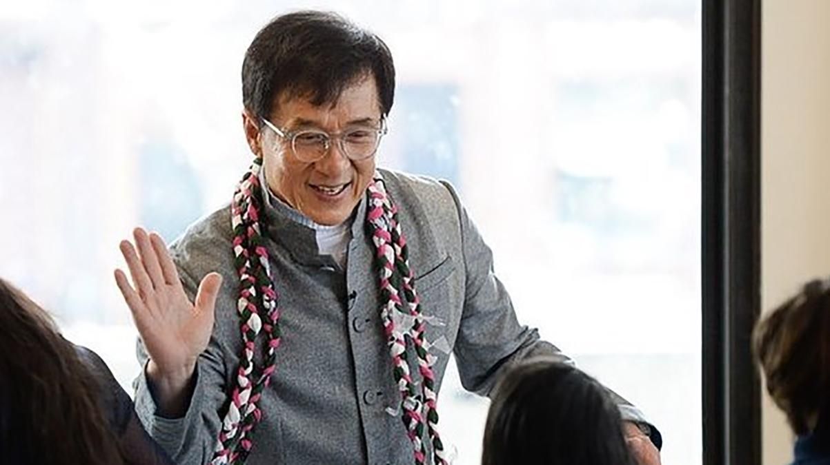 Джеки Чан болен на коронавирус или нет – официальная информация