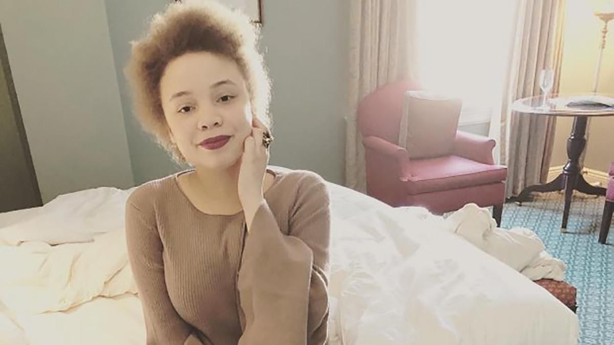 Дочь Стивена Спилберга арестована за домашнее насилие после начала порнокарьеры: детали Дочь Стивена Спилберга арестована за домашнее насилие после начала порнокарьеры: детали