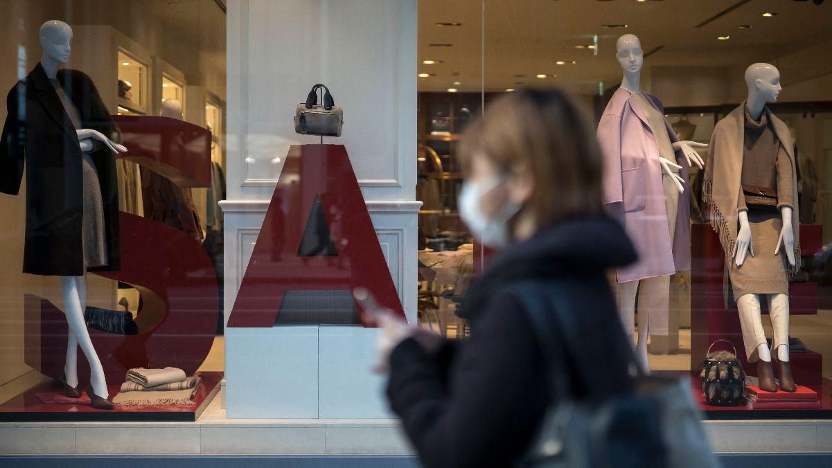 Из-за коронавируса отменили неделю моды в Японии Из-за коронавируса отменили неделю моды в Японии