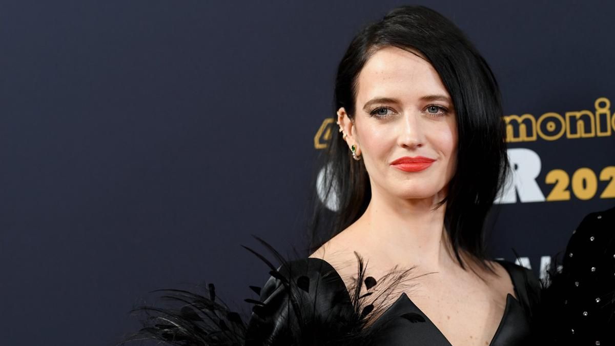 Акторка Єва Грін зізналась, чи з'явиться у сиквелі фільму "Доктор Стрендж" Акторка Єва Грін зізналась, чи з'явиться у сиквелі фільму "Доктор Стрендж"