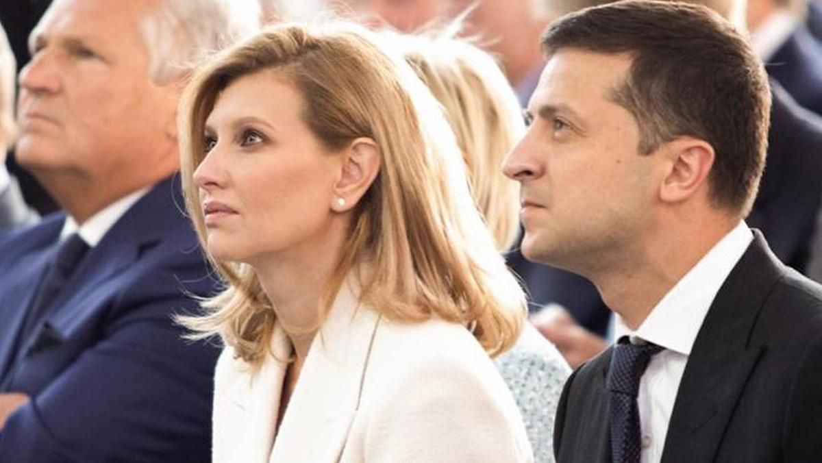 Олена Зеленська здійснила вихід у брендовому вбранні: скільки коштує образ першої леді Олена Зеленська здійснила вихід у брендовому вбранні: скільки коштує образ першої леді